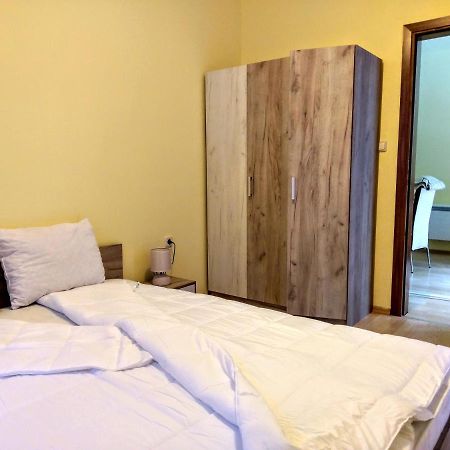 Private Apartments Nevena パンポロボ エクステリア 写真