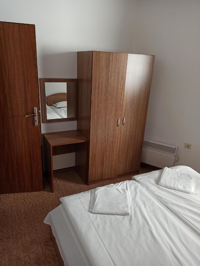 Private Apartments Nevena パンポロボ エクステリア 写真