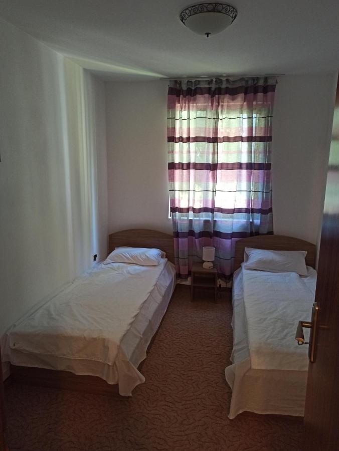 Private Apartments Nevena パンポロボ エクステリア 写真